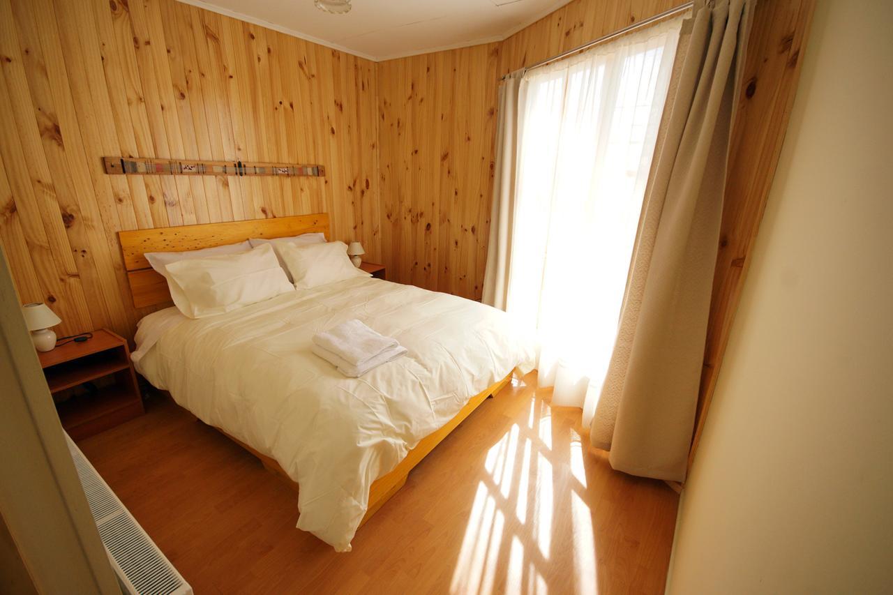 Hostal Los Pioneros プエルト・ナタレス エクステリア 写真