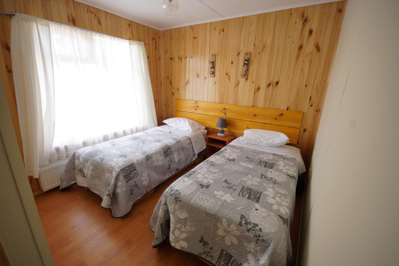 Hostal Los Pioneros プエルト・ナタレス エクステリア 写真