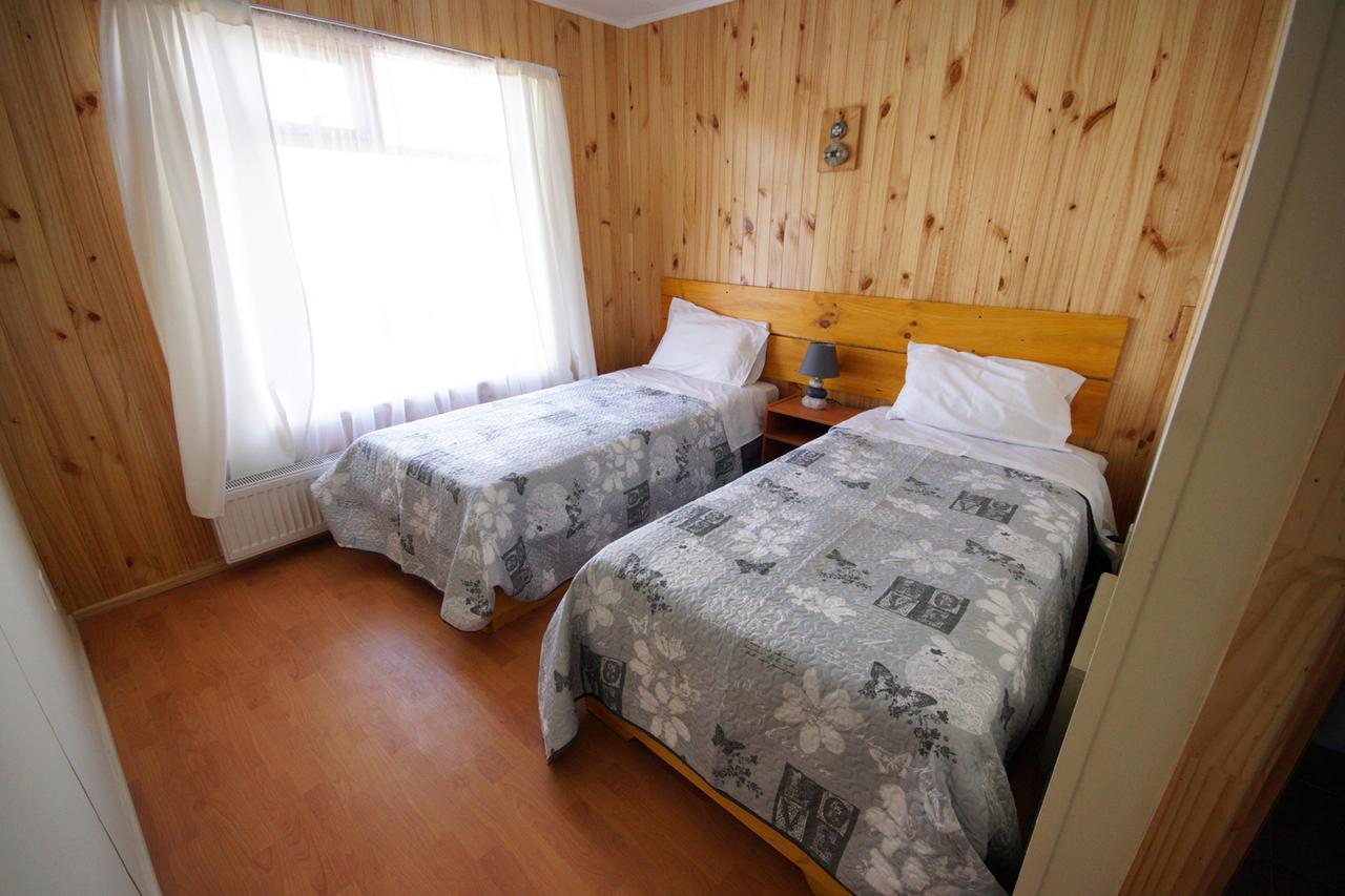 Hostal Los Pioneros プエルト・ナタレス エクステリア 写真