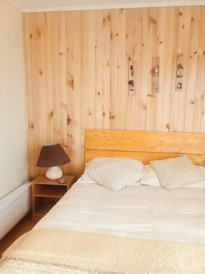 Hostal Los Pioneros プエルト・ナタレス エクステリア 写真